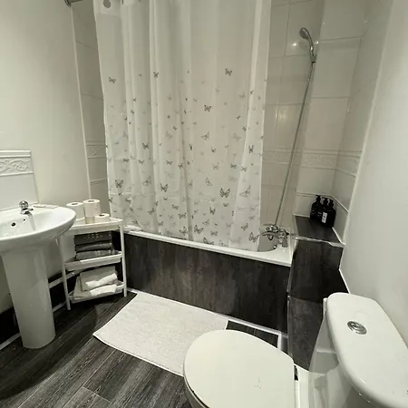 Apartamento Sleeps 5-netflix-parkg-near Centre-etihad-coop Live Manchester