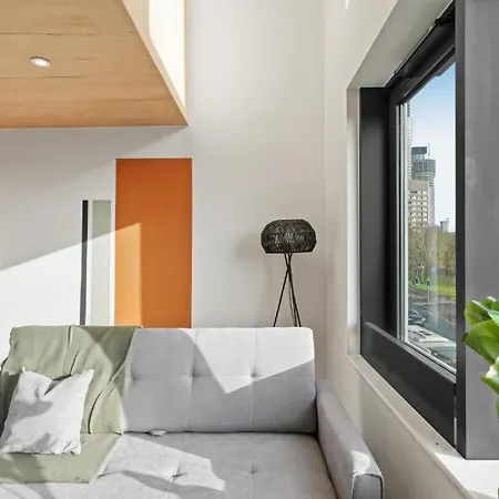 Skygardens - Stunning Boutique Apartment