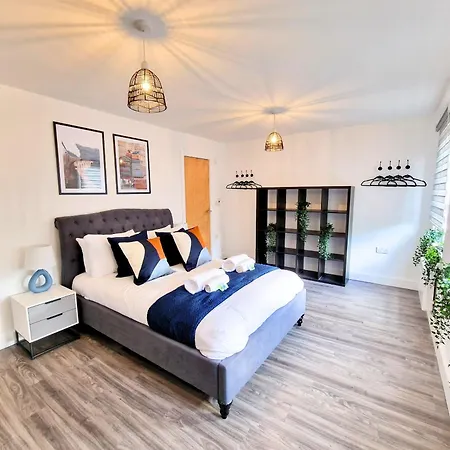 Apartment By Bevolve - Centre *