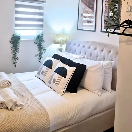 By Bevolve - Centre * Manchester