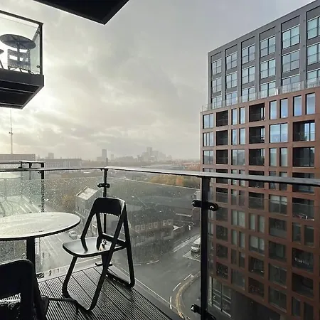 Апартаменты Luxury 2 Bedroom In