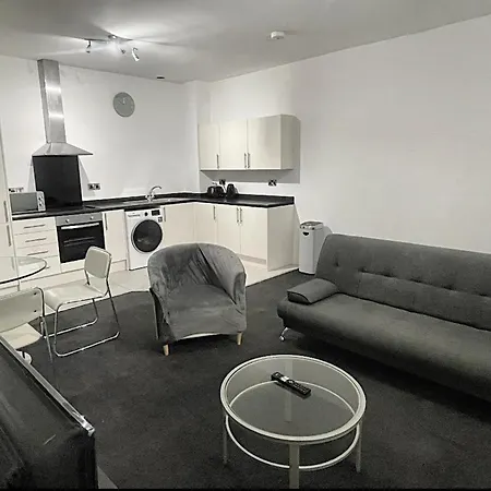 Modern 2 Bed In Salford * Manchester