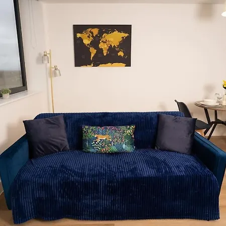 דירה 1 Bed Old Trafford Apt - Free Parking מנצ'סטר