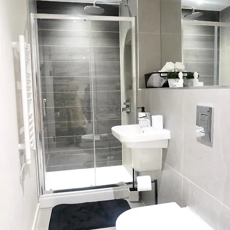 公寓 Luxury 2 Bed With Balcony 曼彻斯特