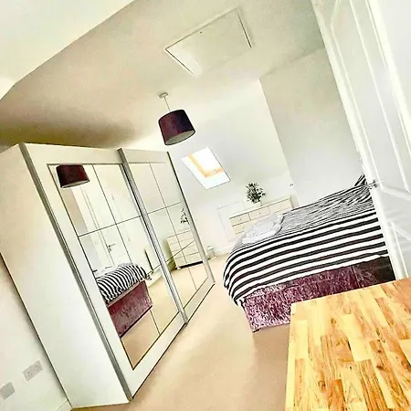 Casa vacanze Modern 4 Bed House Perfect For Contractors With Free Parking Manchester