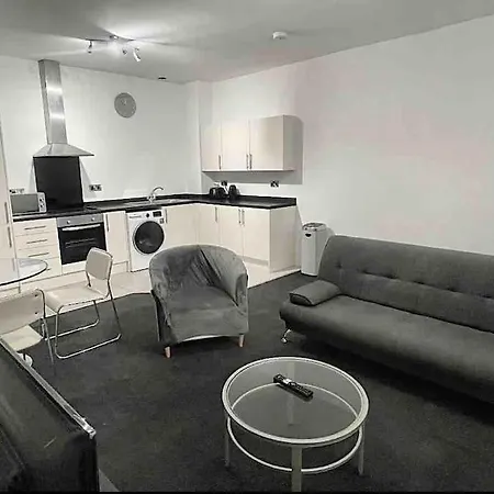 Modern 2-bed Flat In Salford マンチェスター
