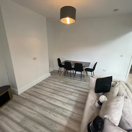 Spacious 4-bedroom House In *