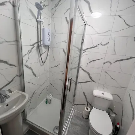 New Getaway - Free Gated Parking With Fob Apartamento