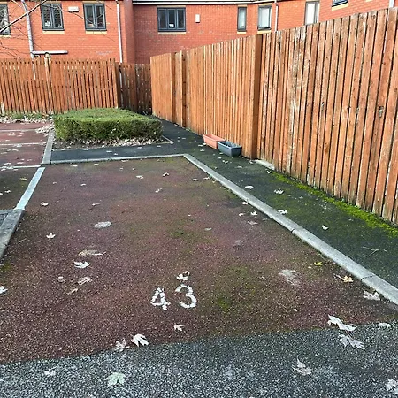 Lejlighed Entire House With Parking