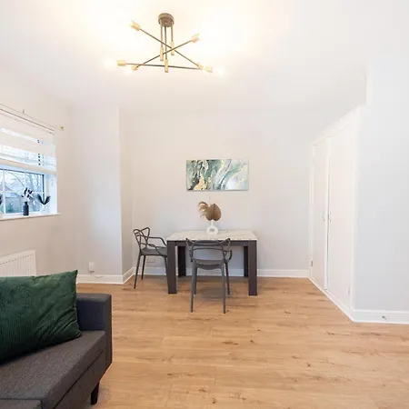 Benoit Apartment Manchester