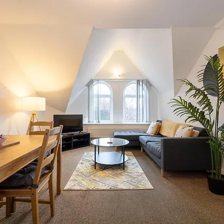 Apartman The Burton- Free Gated Parking *