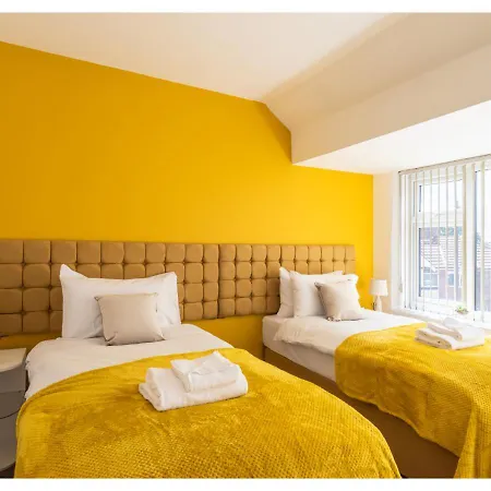 Cozy 3 Bd House, Perfect For Large Group Of 6 شقة مانشستر