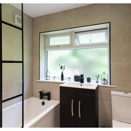 Cozy 3 Bd House, Perfect For Large Group Of 6 Lägenhet *