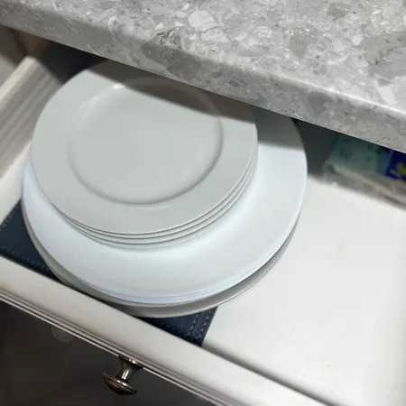 New Getaway - Free Gated Parking With Fob *