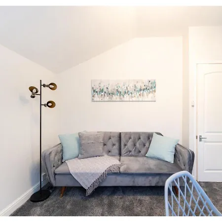 Fresh And Relaxing 1 Bd Flat