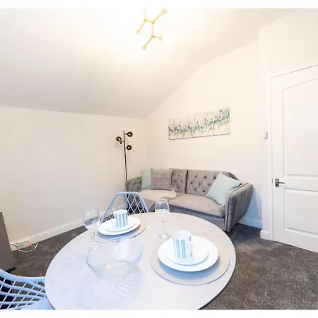 Fresh And Relaxing 1 Bd Flat *