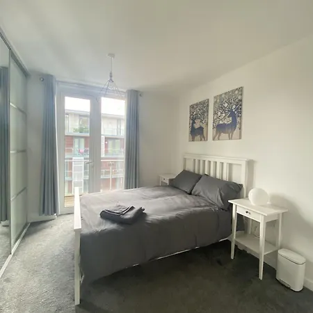 Center 2 Bed *