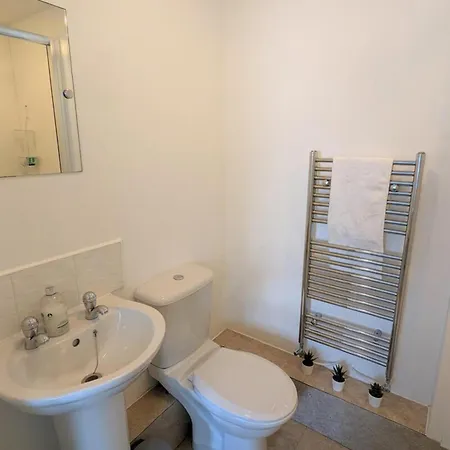 Beautiful & Homely 2bd Flat - Manchester! *