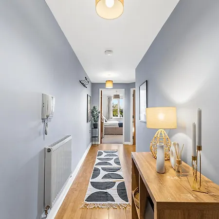 Designer - Great Location! Manchester