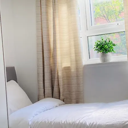 Modern, Stylish And Central * Manchester