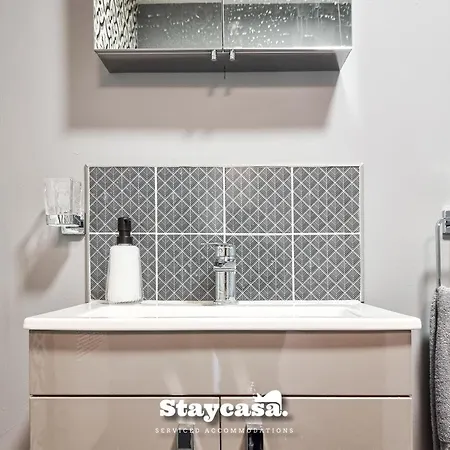 Luxury Sportcity Amazing Views With Parking Apartment