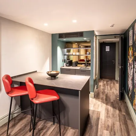 Forty Seven Manchester, Worldhotels Crafted 4* Манчестер
