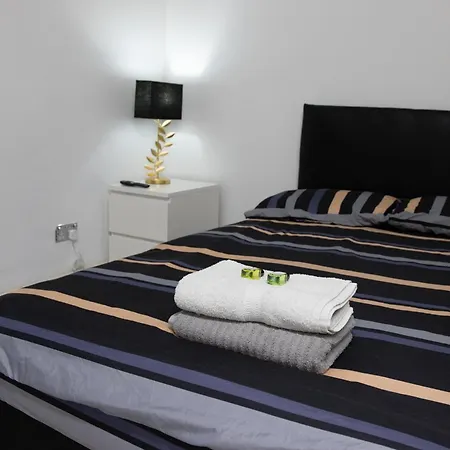 Hills View Apartment