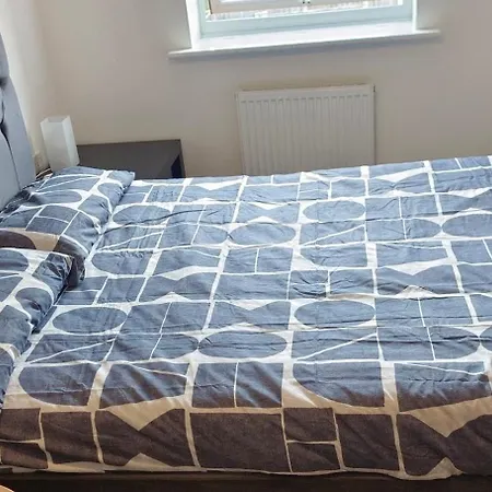 Vishisamarth H8: Convenient With Amenities Manchester