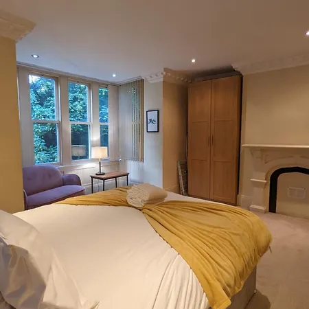 Stunning & Modern 2bd Flat - Manchester! Apartment