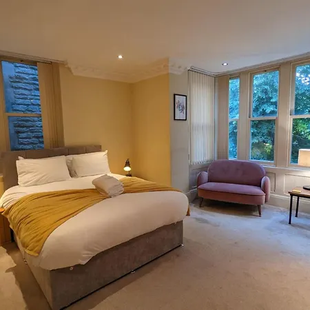 Stunning & Modern 2bd Flat - Manchester! Manchester
