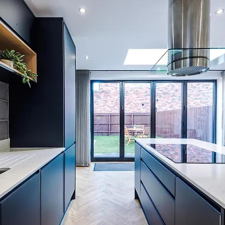 4 Bedroom Townhouse In - By Hilltop Serviced