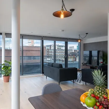 Kula Apartment *