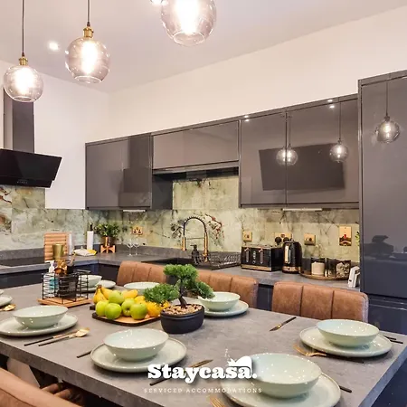 펜션 Spacious 5br In Leafy Withington *