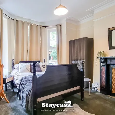 Spacious 5br In Leafy Withington Holiday home
