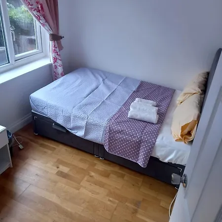 Morgan Ease * Manchester