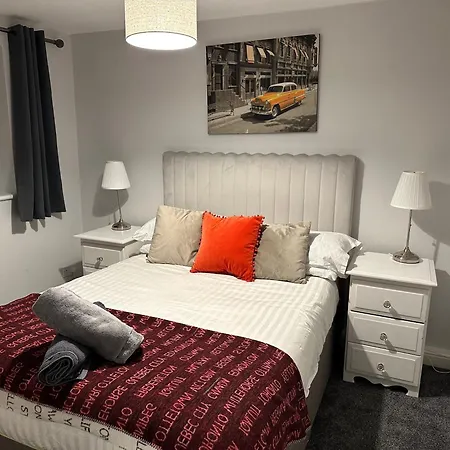 Waterside Mufc & Trafford Centre Townhouse 4 Bedroom Free Parking * Manchester