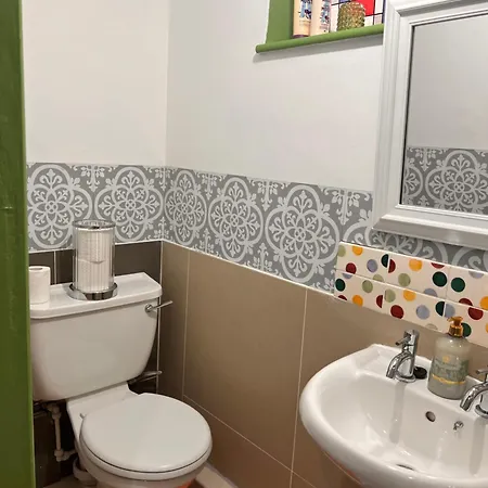 Spacious Basement Studio Apartment