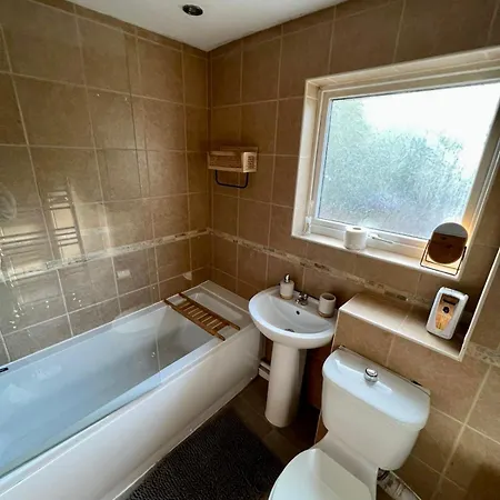 Holiday home - Eccles - Business - Contractors - Families - Discounts Available