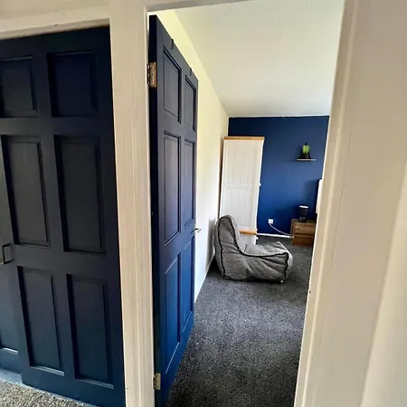 Holiday home - Eccles - Business - Contractors - Families - Discounts Available *
