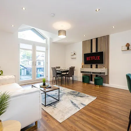 Luxury 2br In Chorlton, Free Parking *