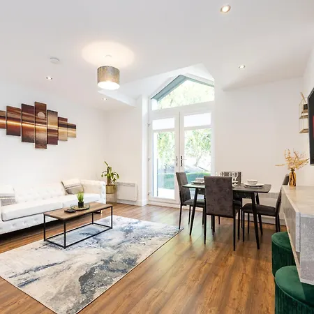 דירה Luxury 2br In Chorlton, Free Parking *