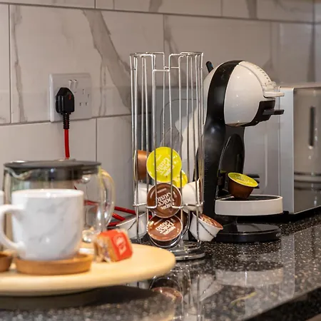 Vibrant 2br In Chorlton, Free Parking Mánchester