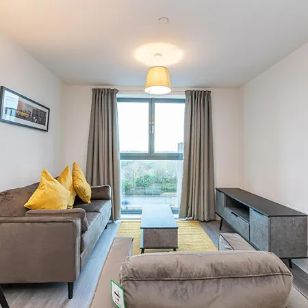 Insignia By Guestz Manchester