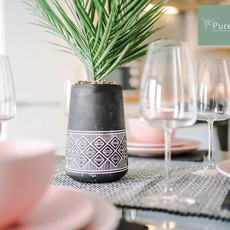 Appartement Stunning Two Bed By Purestay Short Lets & Serviced With Free Parking & Wifi