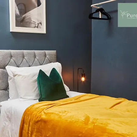 Ferienhaus Big Contractor House With 6 Beds & Free Parking By Purestay - 14 Night Min! *