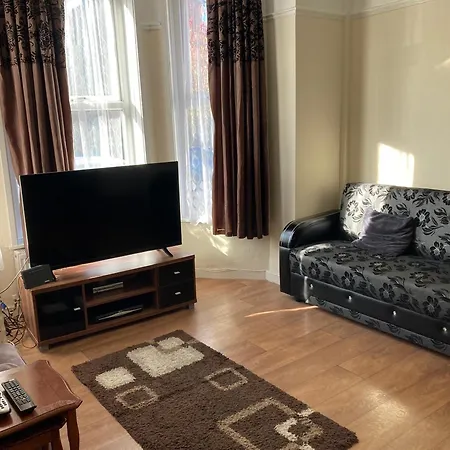 Short Term Shared R&r In Chorlton Δωμάτια σε οικογενειακή κατοικία Μάντσεστερ