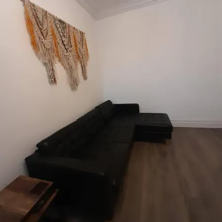 Chic 5 Double Bedroom House - 15 Min To Holiday home