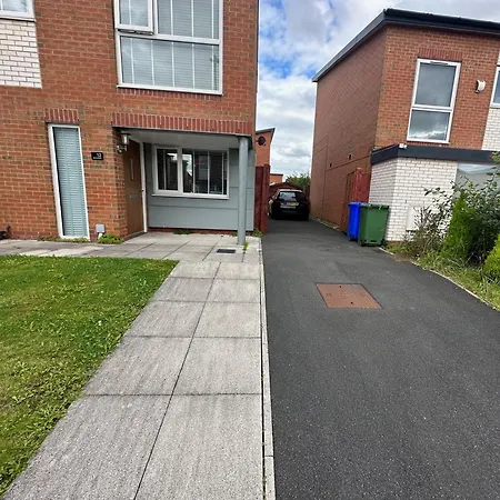 3br-sleeps 6 -walk To Etihad & Ao Arena Prázdninový dům