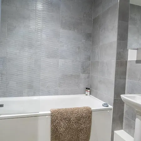 Apartment Modern And Spacious In Salford Quays *