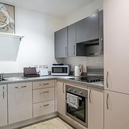 Apartment Modern And Spacious In Salford Quays *